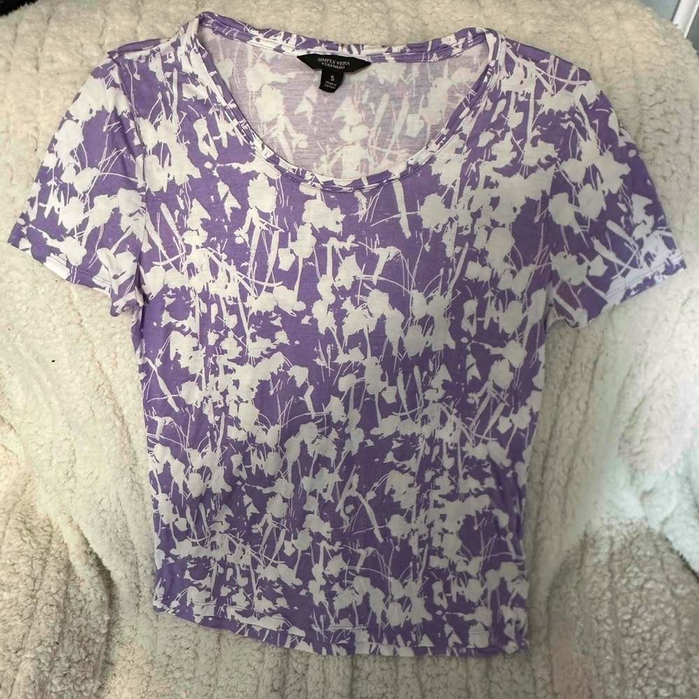 Vera Wang Simply Vera Relaxed Fit Purple Printed Woman’s Tee Shirt, Top